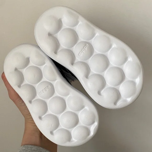 Adidas Toddler Grand Court 2.0 Sneaker - Picture 8 of 10